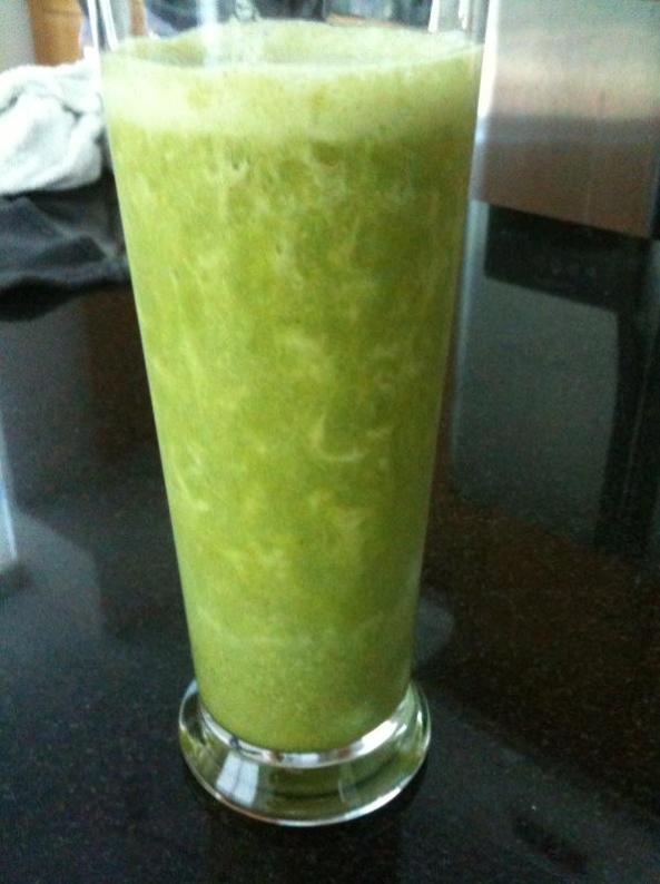 Green Smoothie -Drink Up! :) 